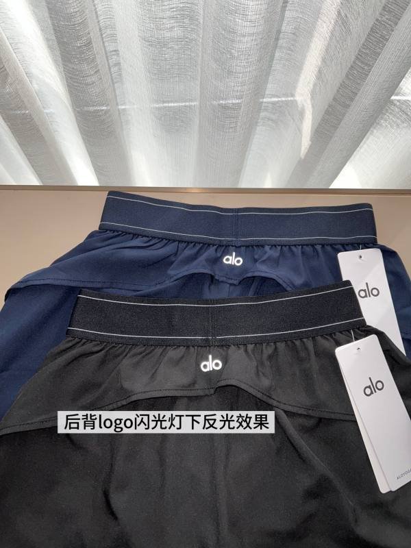 Alo shorts run black and navy yoga