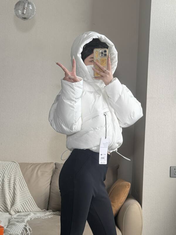 Alo Jacket White yoga