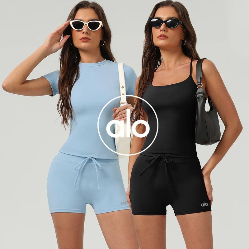 Alo shorts training blue yoga