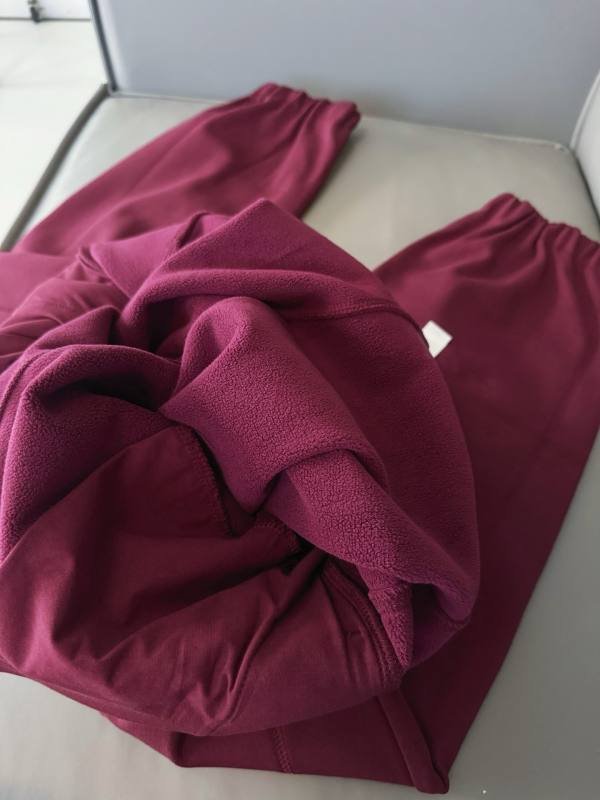 Lulu Leggings Double-layer waistband - rounded trouser legs = create a ! Lulu Leggings yoga