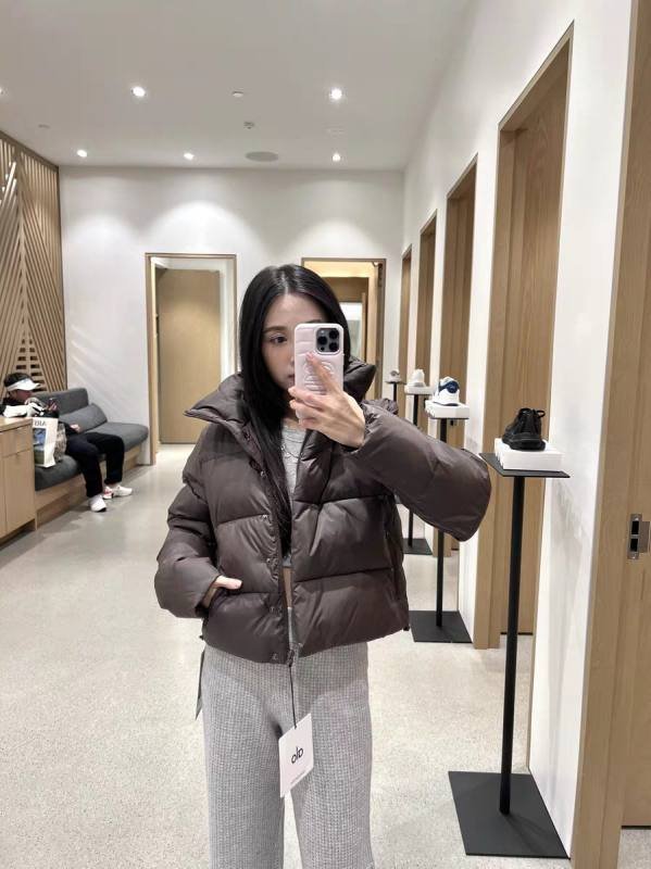 Alo jacket everyday brown