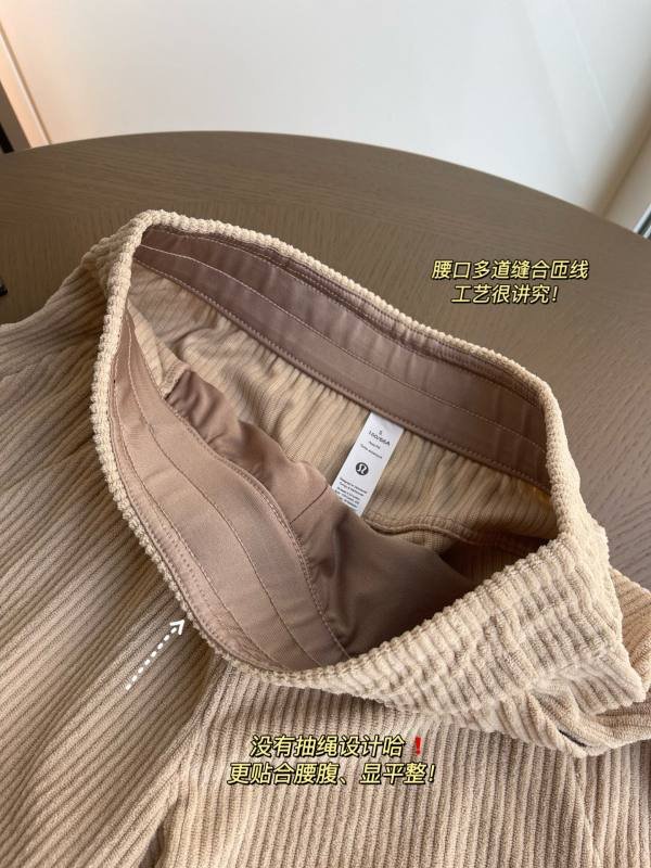 Lulu Leggings Double-sided spliced elastic waist, increased waist, outer corduroy fabric wrap, inner fabric where it touches the skin is more delicate, making it more comfortable to wear ~ Pockets on both sides add practicality, and the inner lining is skin-friendly and soft! Lulu Leggings yoga