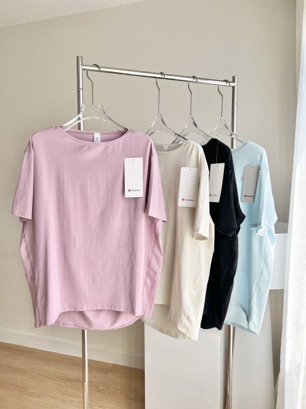 Lululemon Back in Action t-shirt everyday white