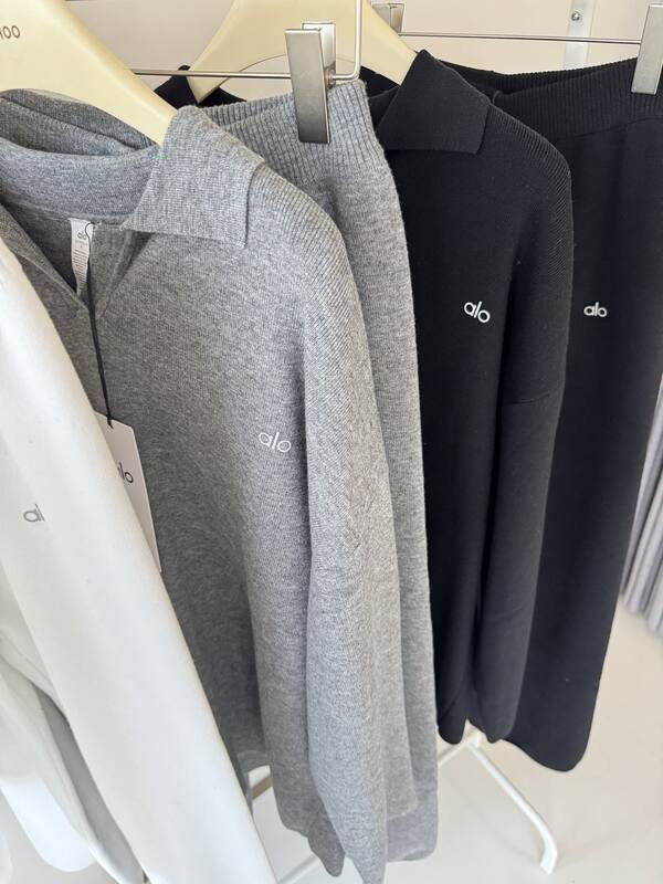 Alo set lounge white yoga
