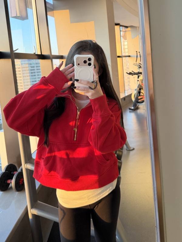 Lululemon Scuba jacket lounge red yoga