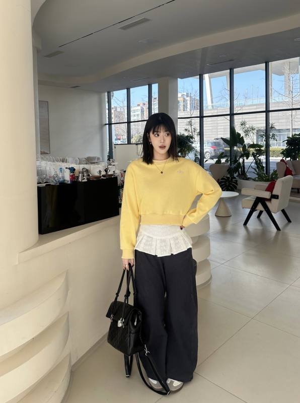 Alo Long sleeve alo yoga