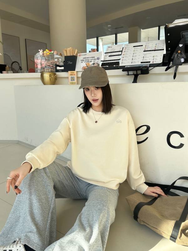Alo Long sleeve alo Women s yoga