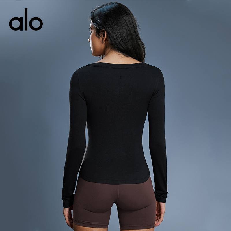 Alo Long sleeve alo yoga t