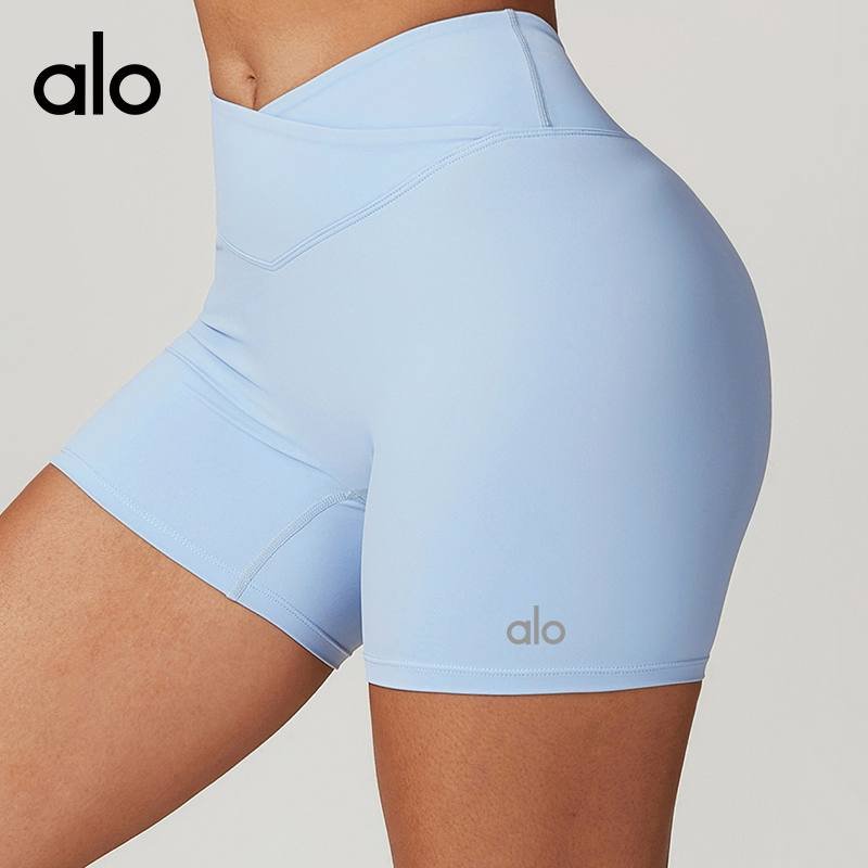 Alo shorts training blue yoga