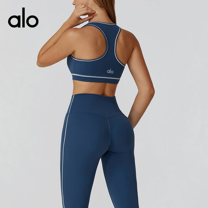 Alo Bra photo 3