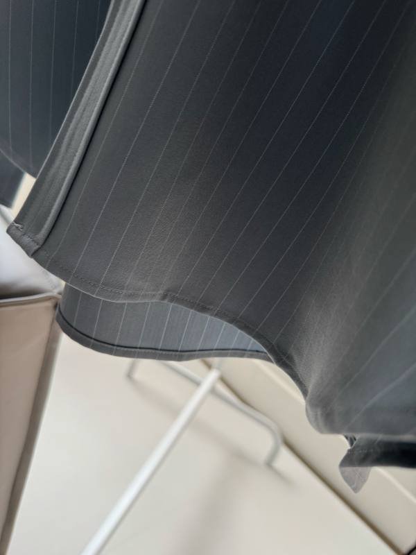 Alo men's top everyday gray pinstripe