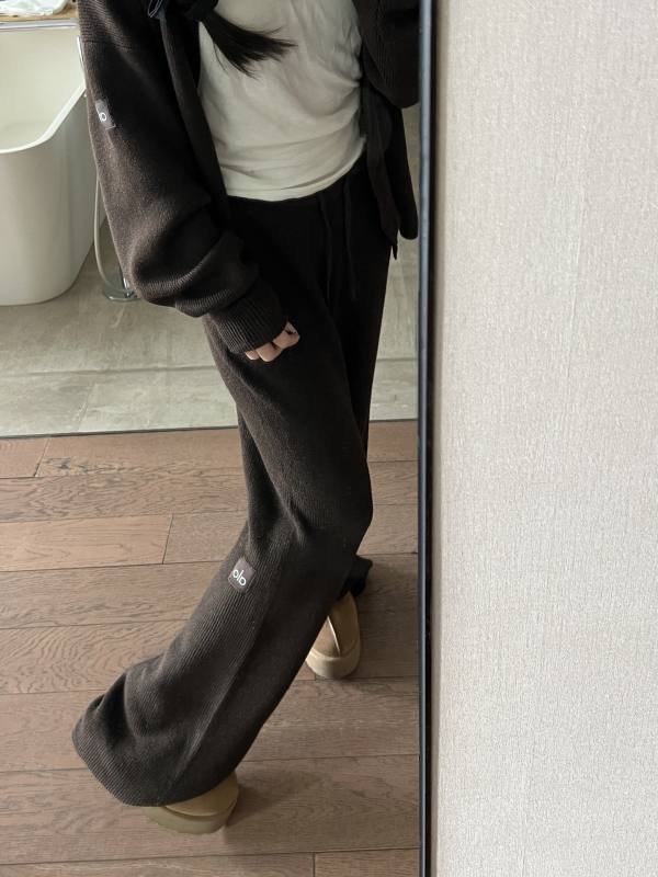 Alo Leggings Minimalist Wearism yoga
