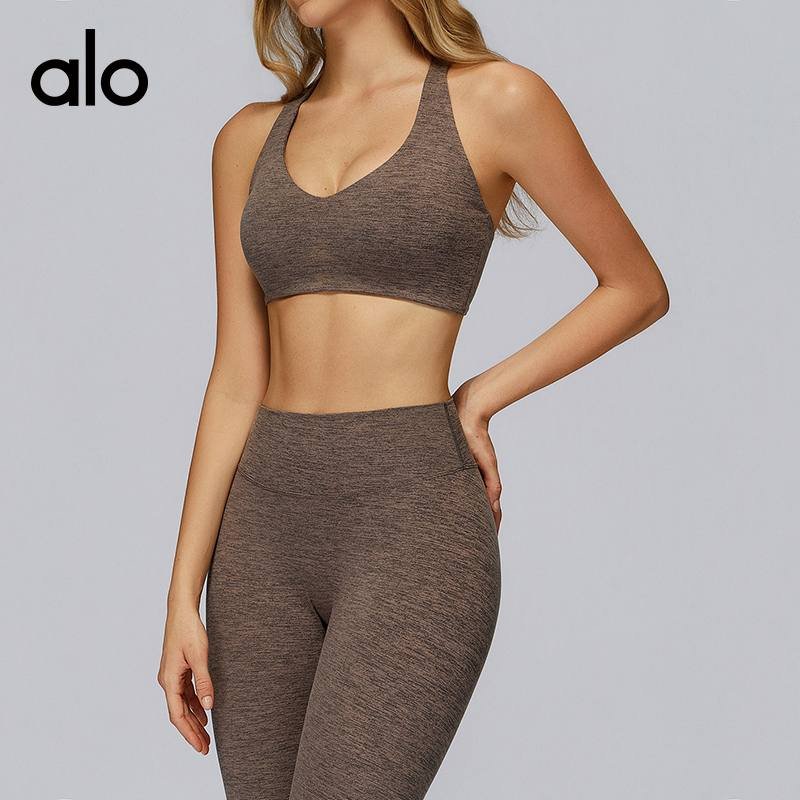 Alo sports bra yoga red