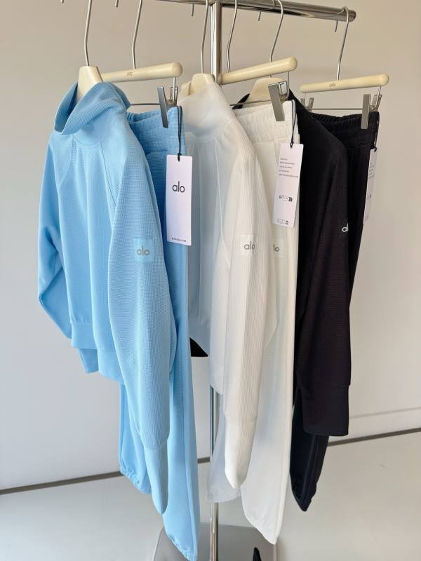 Alo Waffle Weekend Escape Mock Neck Long Sleeve lounge a maniche lunghe azzurro