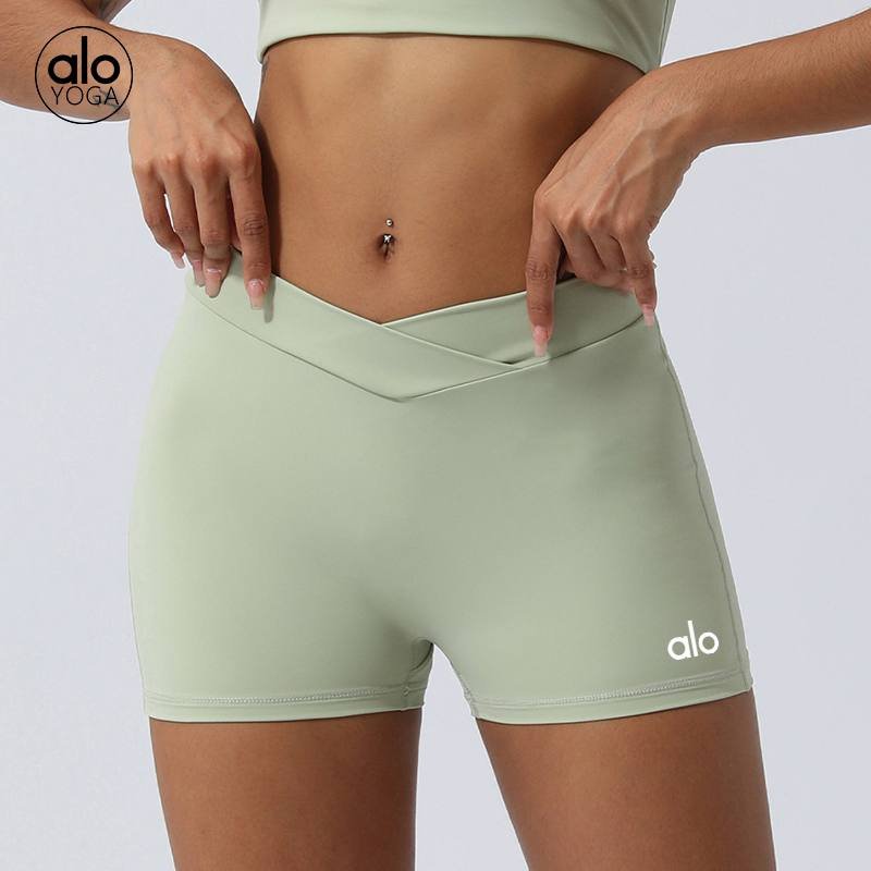 Alo Shorts aloyoga V T