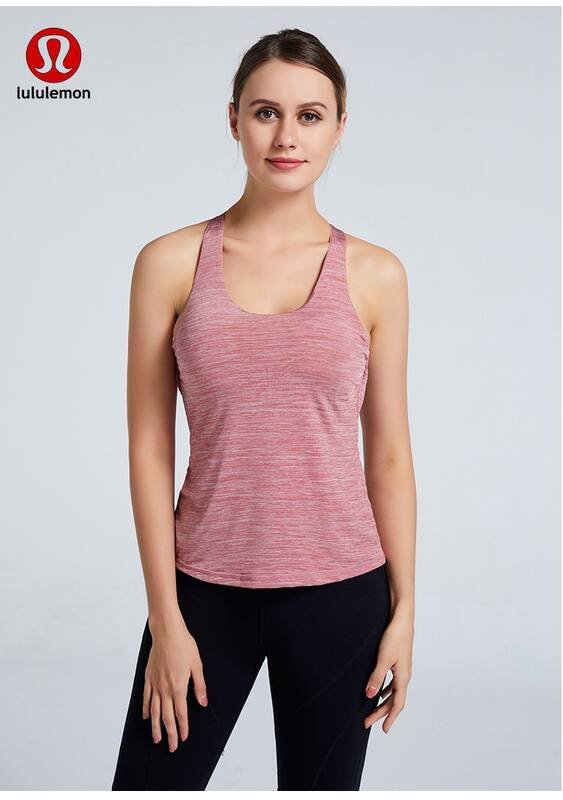 Lululemon tanque yoga negro