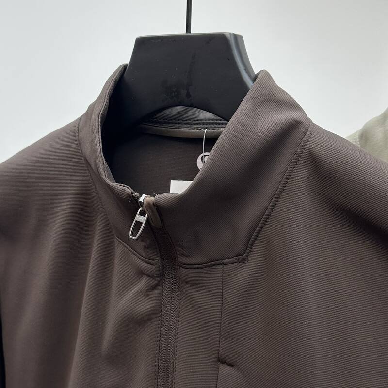 Lulu Hauts pour hommes Lululemon Athletica 25 NouveauteSojourn