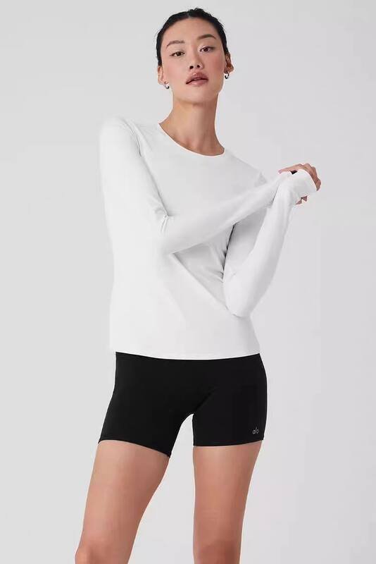 Alo long sleeve yoga black