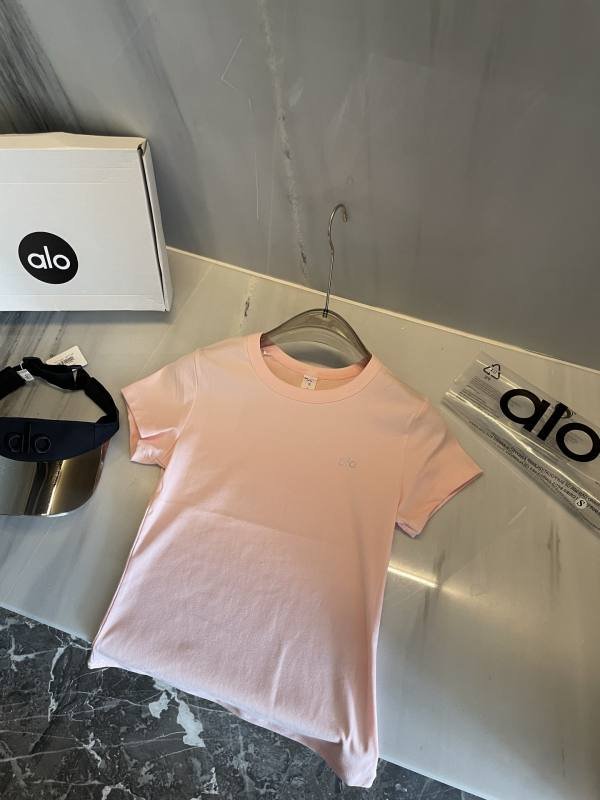 Alo t-shirt everyday white and light pink