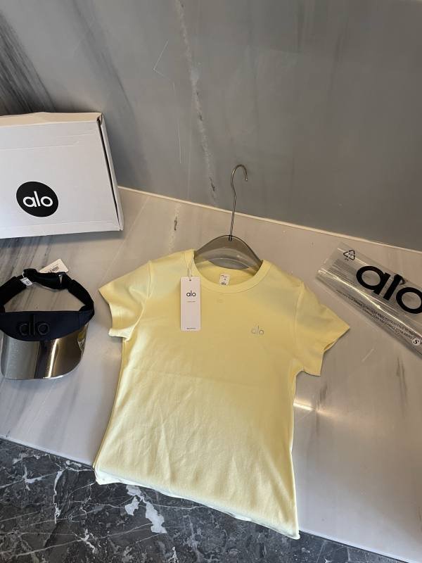 Alo t-shirt everyday white and light pink