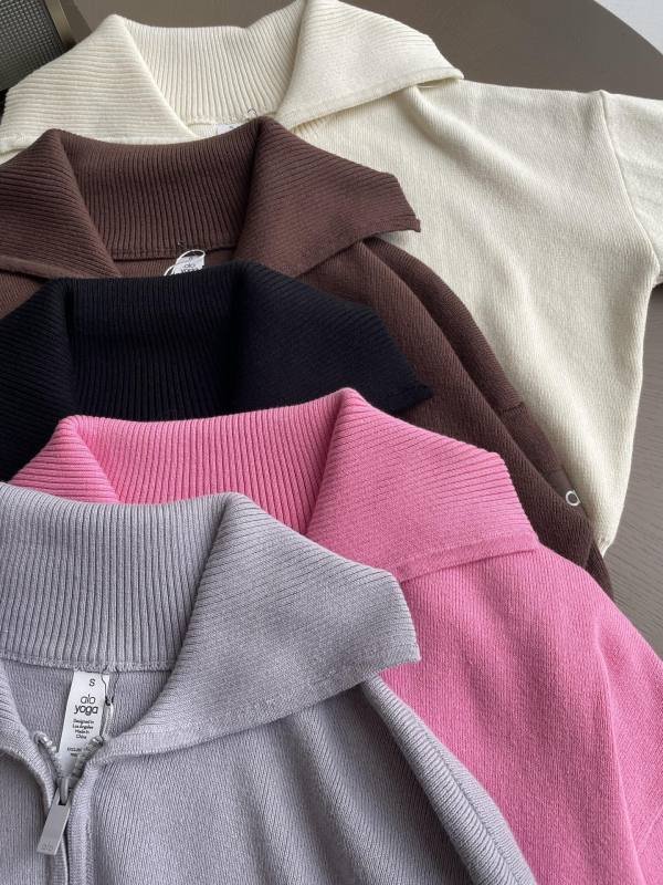 Alo long sleeve everyday light gray
