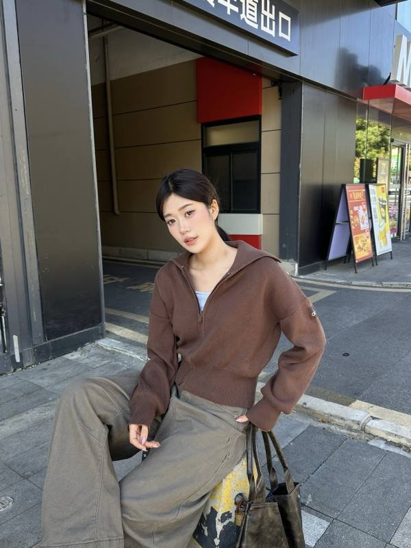 Alo long sleeve everyday brown