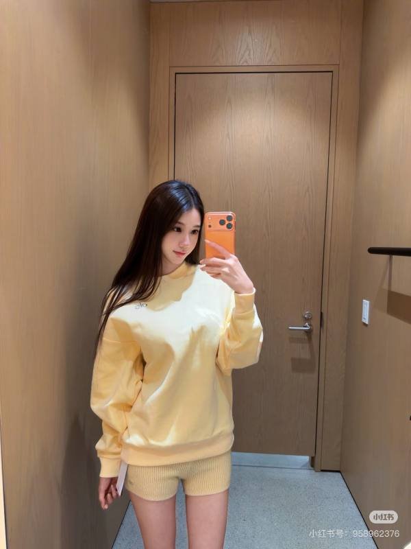 Alo Long sleeve Warm Yellow