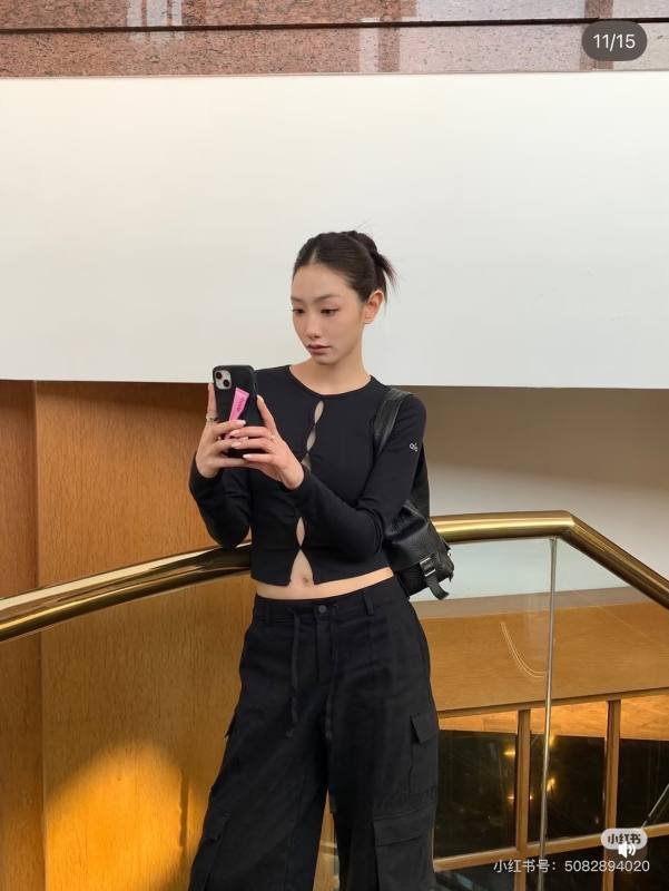 Alo long sleeve everyday black