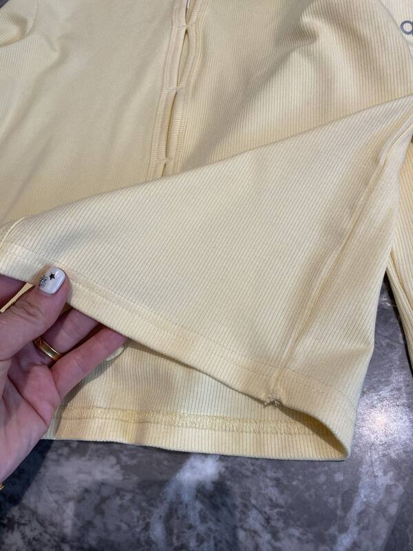 Alo long sleeve studio yellow