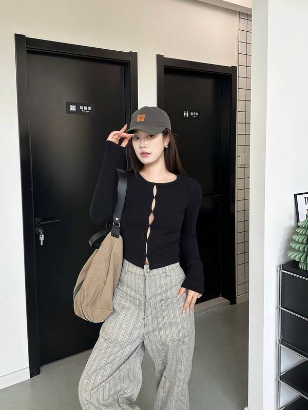 Alo long sleeve everyday black