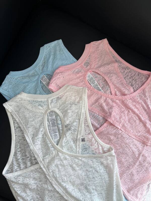 Lululemon tank studio white