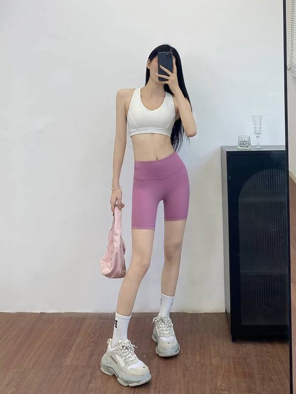 Lululemon Align short yoga rose
