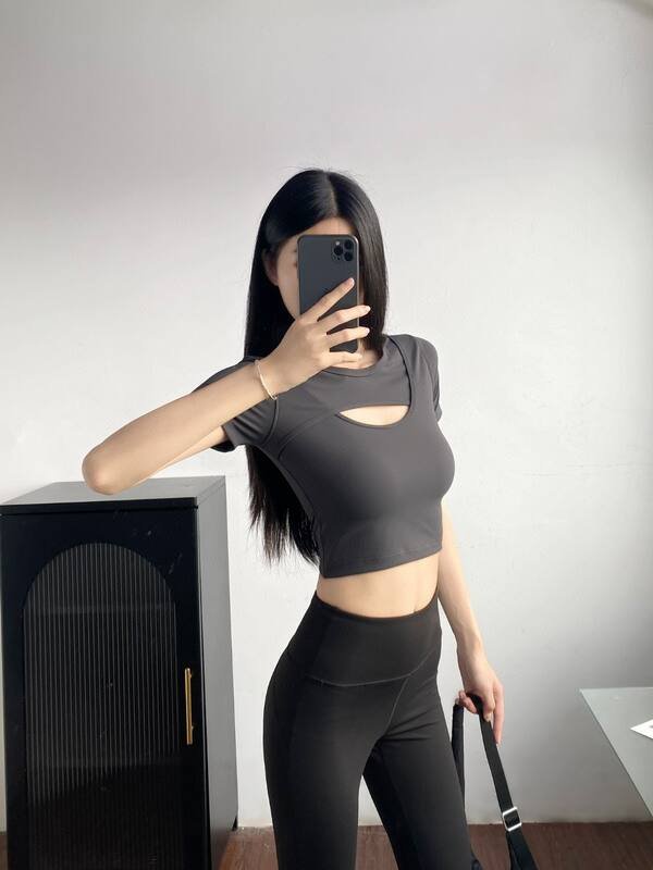 Camiseta Lululemon todos los dias gris oscuro