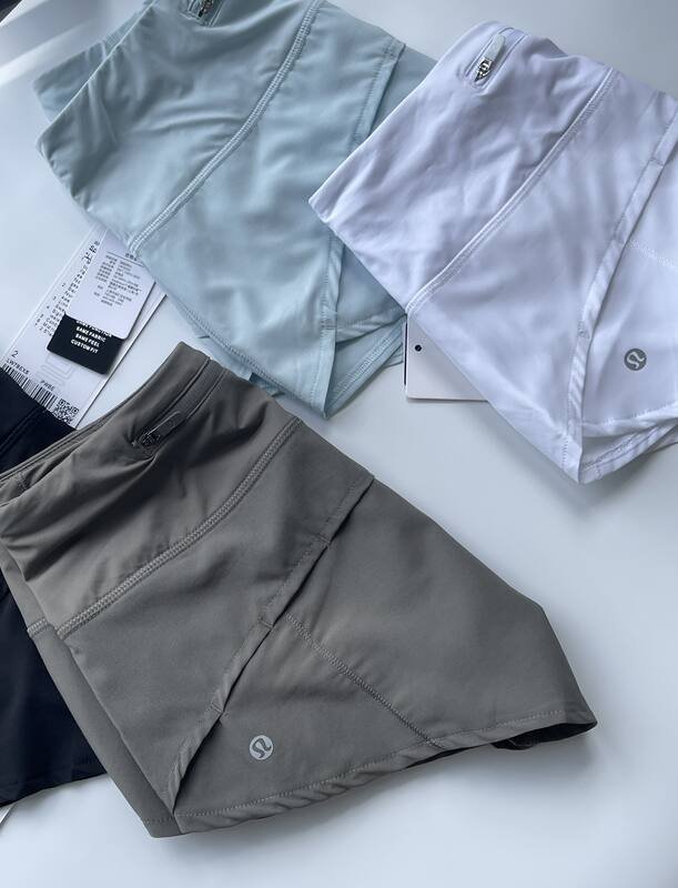 Lululemon Speed Up shorts pretos