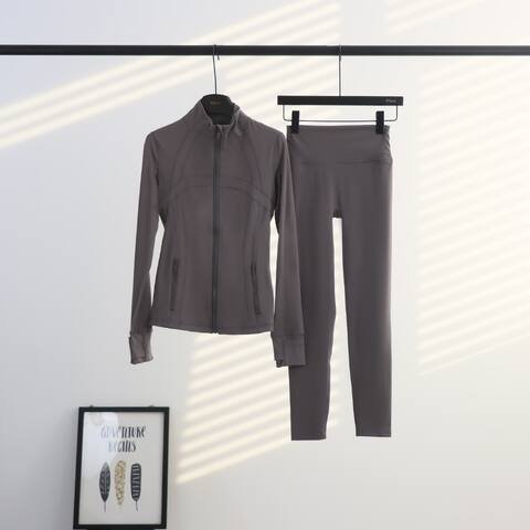 Lulu set Lululemon define