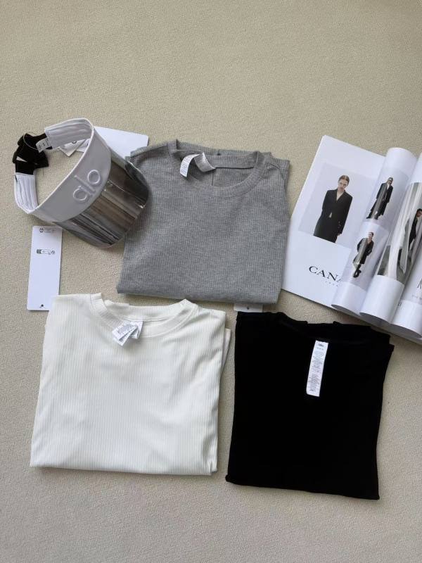 Alo long sleeve everyday gray