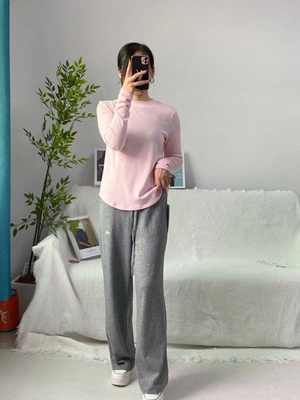 Lululemon lounge a maniche lunghe rosa chiaro