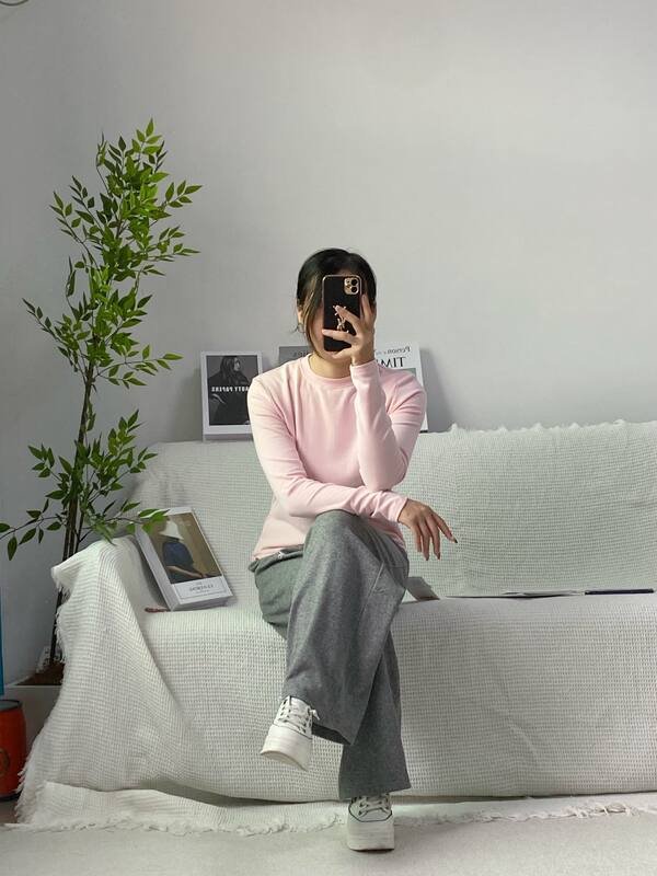 Lululemon lounge a maniche lunghe rosa chiaro