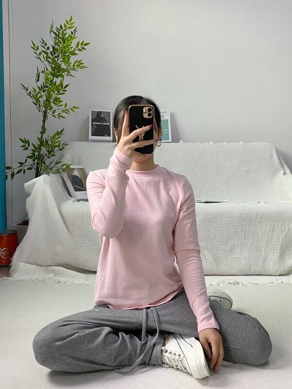 Lululemon lounge a maniche lunghe rosa chiaro