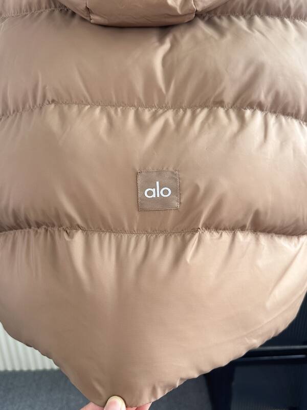 Alo jacket everyday tan