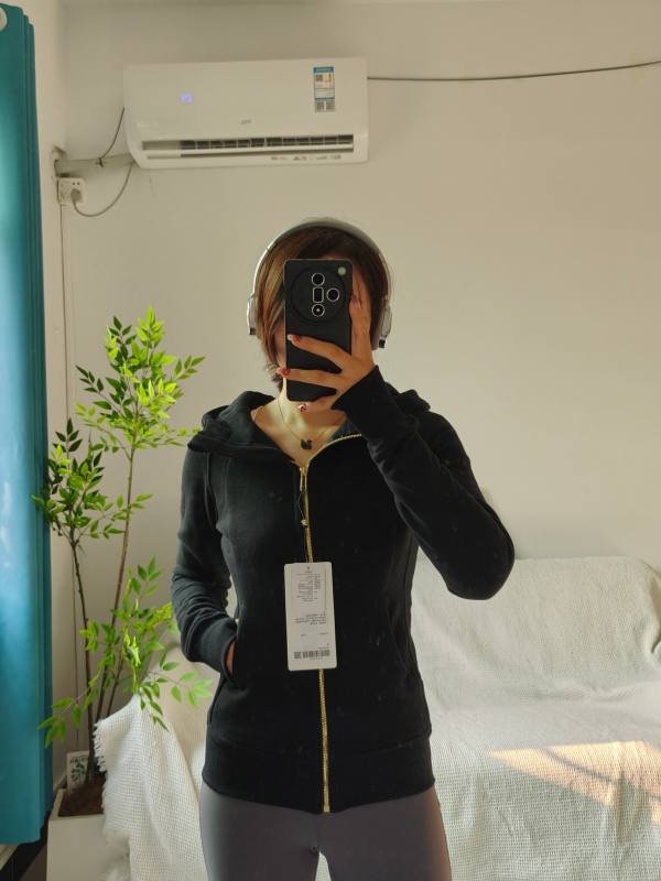 Lululemon jacket everyday black