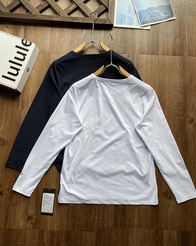 Lulu Hauts pour hommes Lululemon Athletica luluTOUCH T-shirt pour hommes