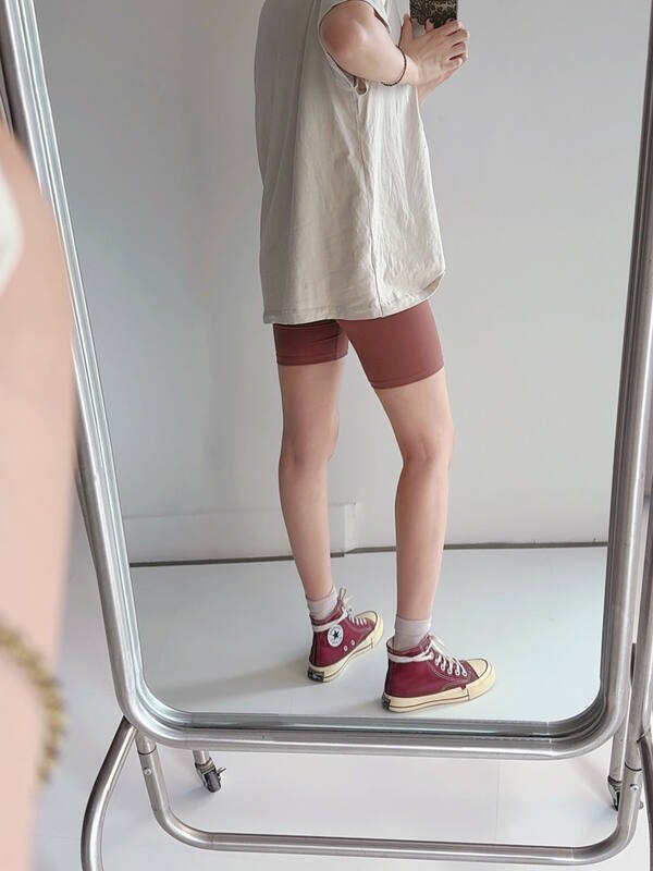 Lululemon Align pantaloncini yoga marrone