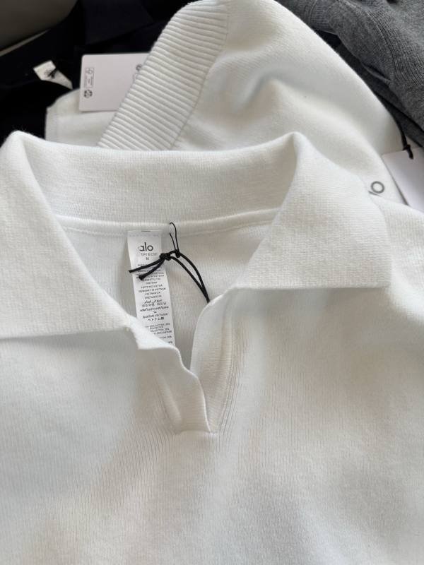 Alo long sleeve lounge white