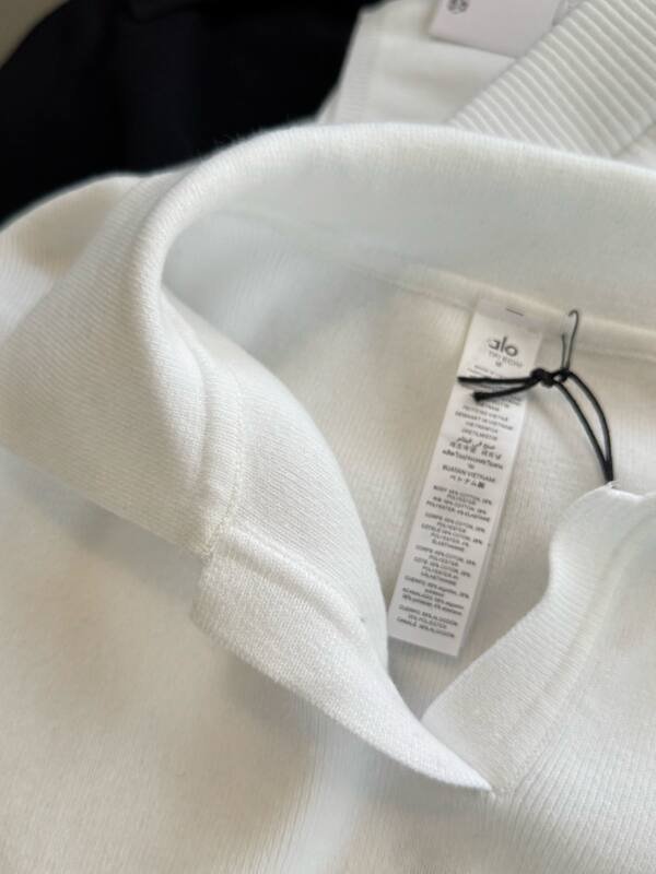 Alo long sleeve lounge white