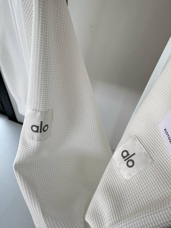 Alo lounge a maniche lunghe bianco