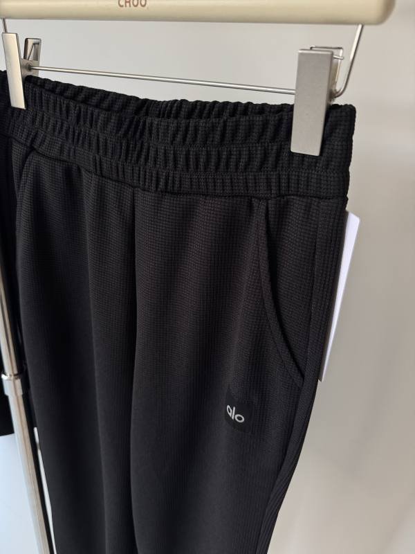 Alo conjunto lounge negro