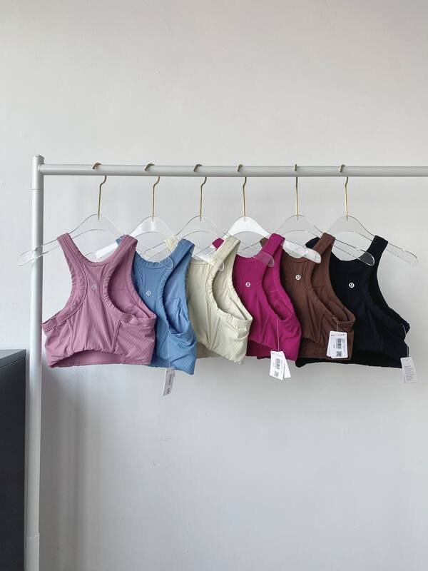 Lululemon sports bra yoga black