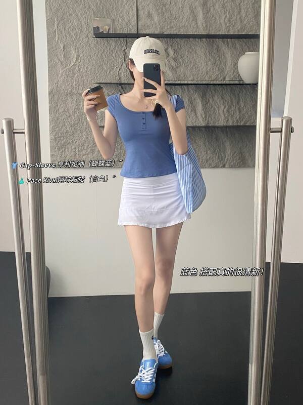 T-shirt Lululemon blu di tutti i giorni