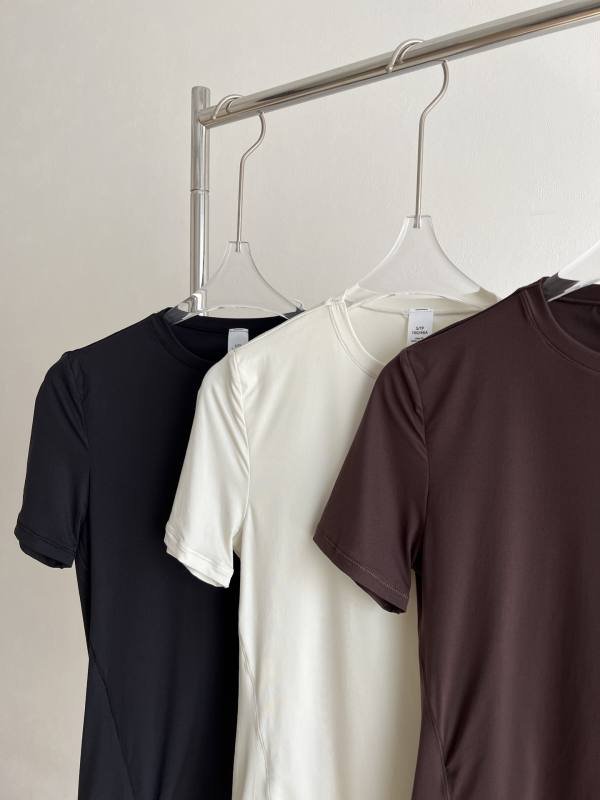 Maglietta Lululemon Nulu yoga nera